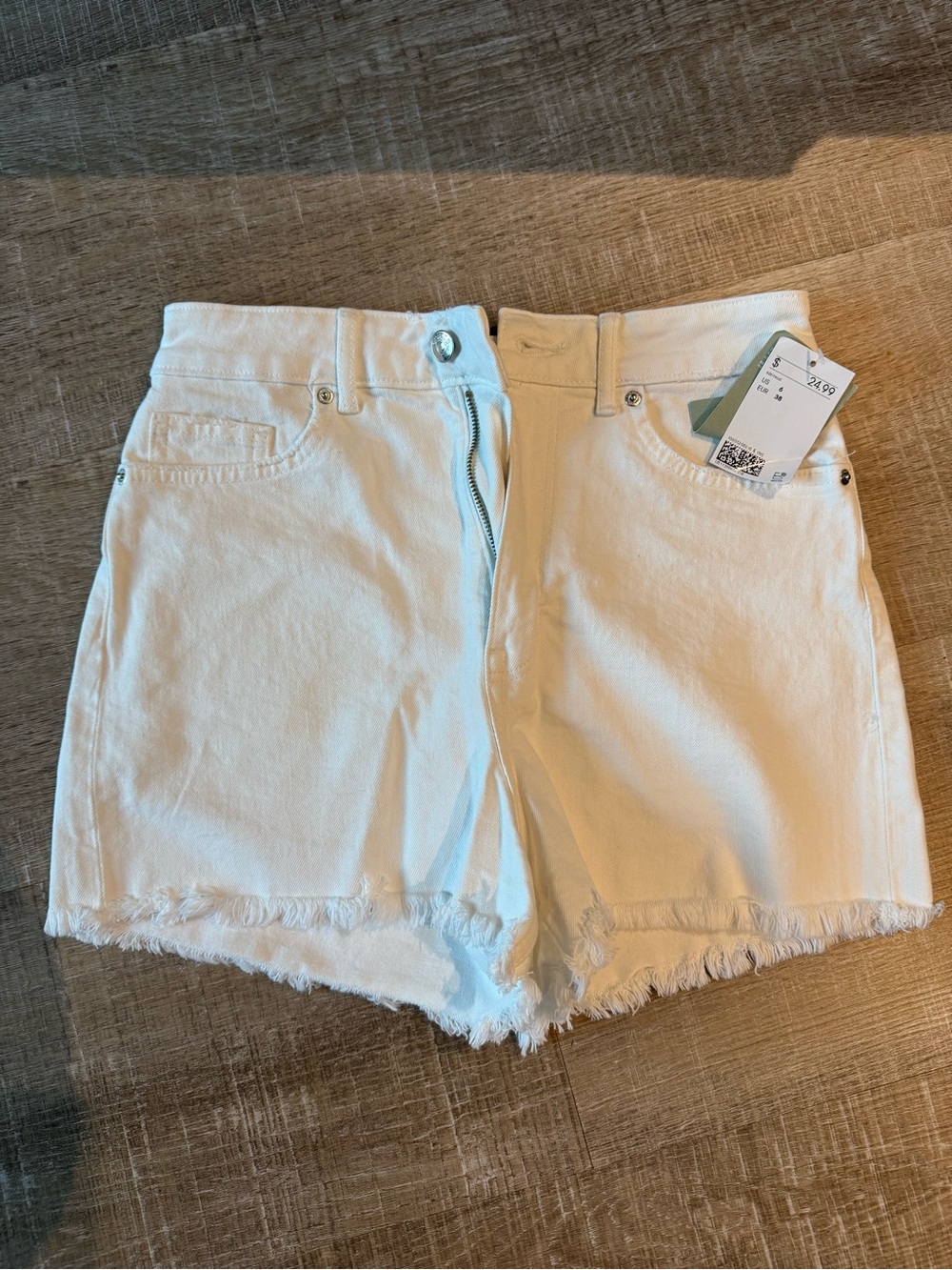 H&M White High-Waist Denim Frayed Hem Shorts